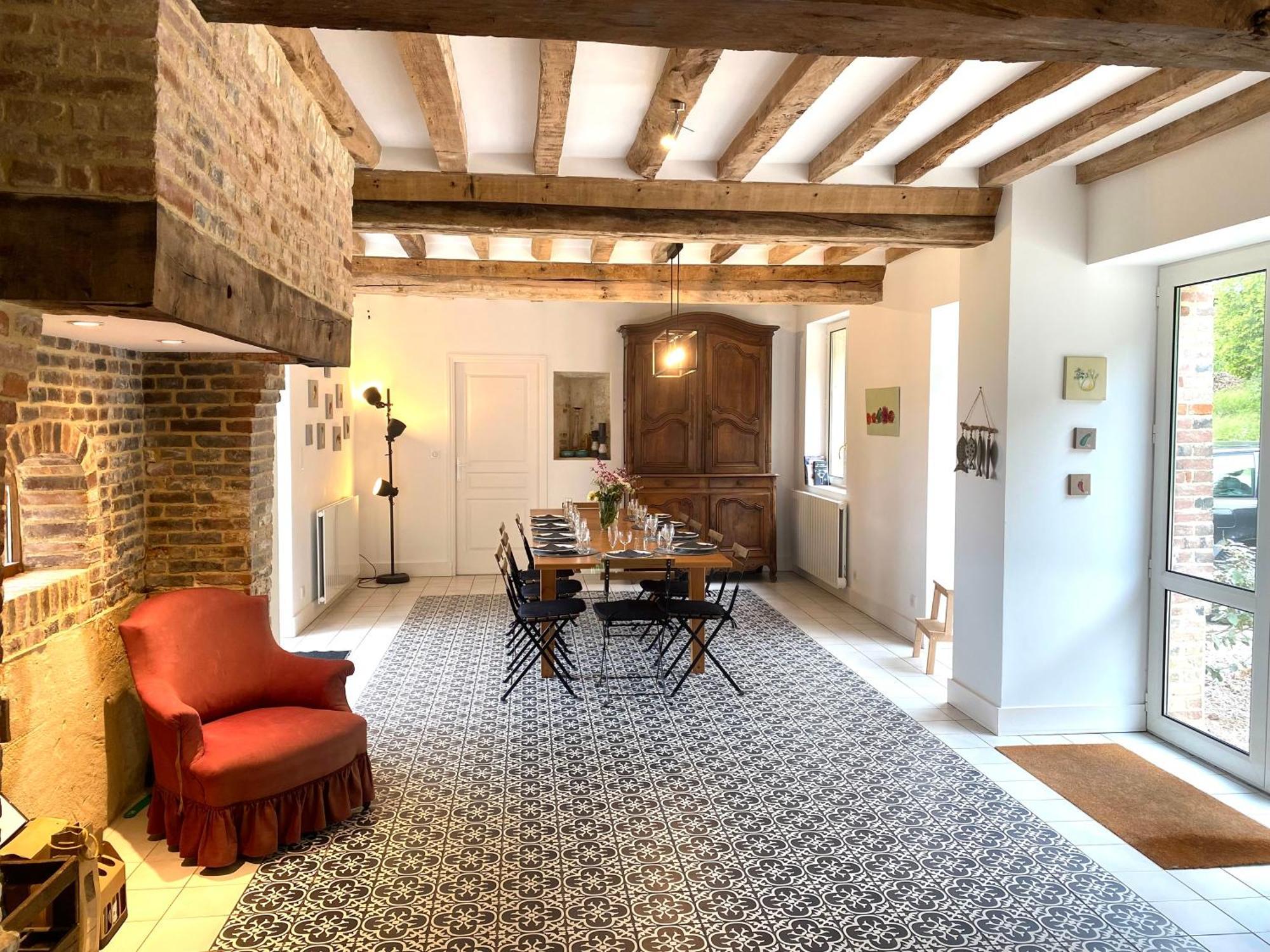 Le Pressoir Du Chateau De Neuville - Famille & Amis Livarot-Pays-d'Auge Exterior photo