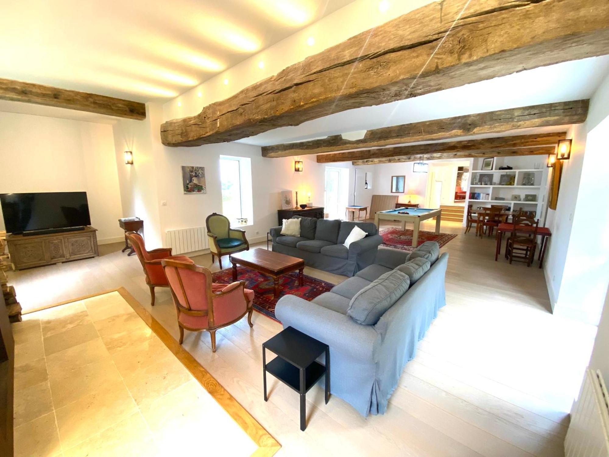 Le Pressoir Du Chateau De Neuville - Famille & Amis Livarot-Pays-d'Auge Exterior photo